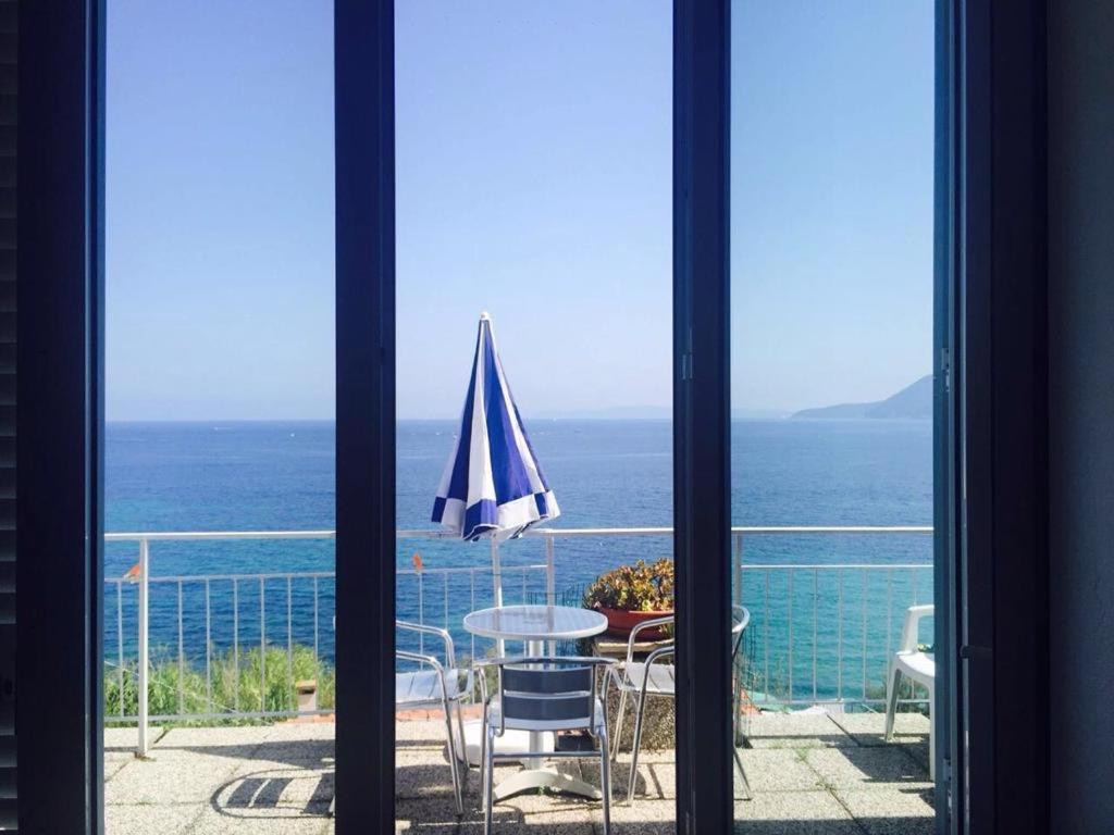 Appartamenti La Terrazza Sulle Ghiaie - Goelba Portoferraio Exterior foto