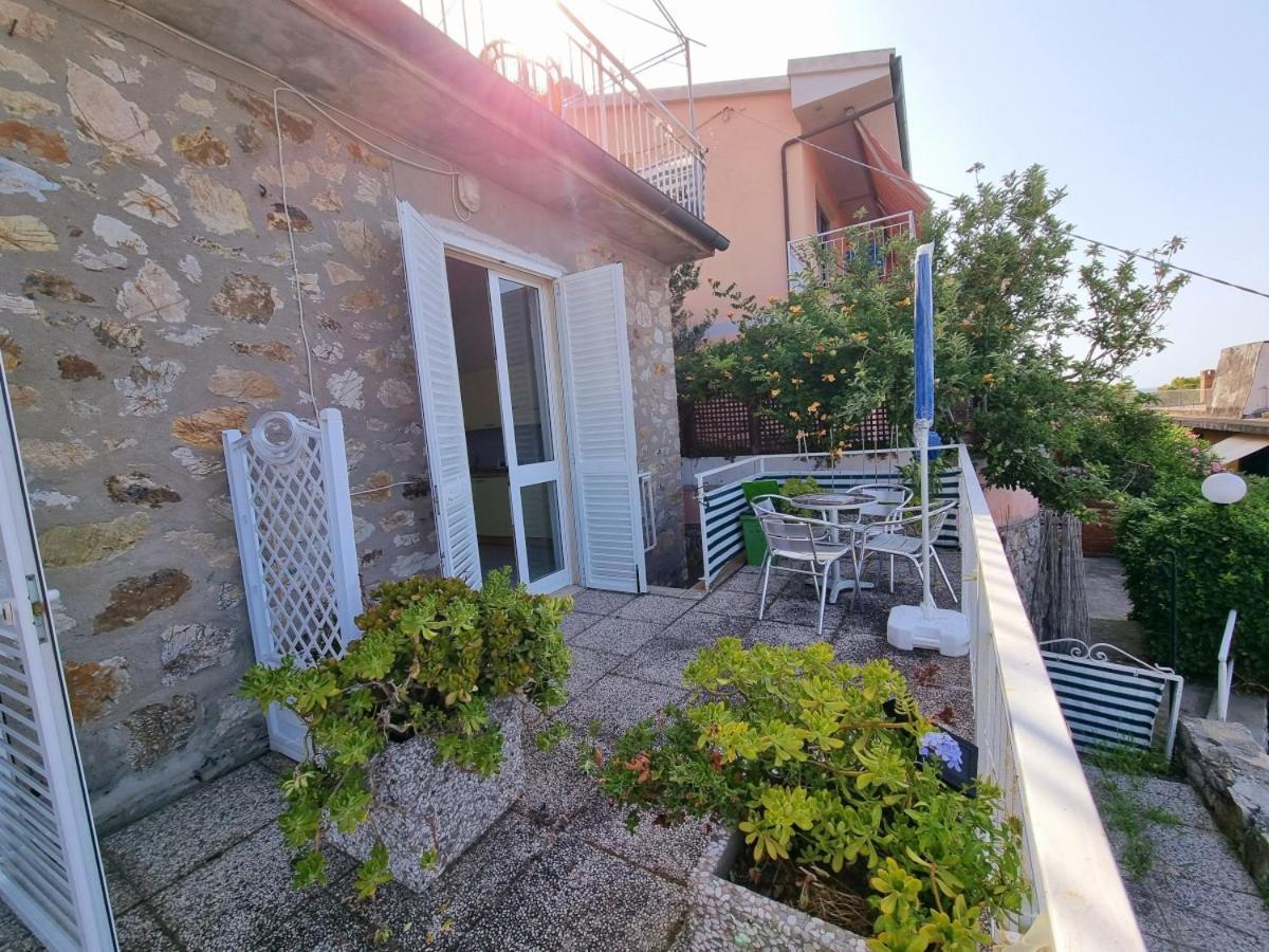 Appartamenti La Terrazza Sulle Ghiaie - Goelba Portoferraio Exterior foto