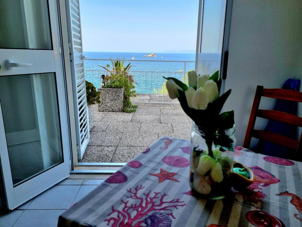 Appartamenti La Terrazza Sulle Ghiaie - Goelba Portoferraio Zimmer foto